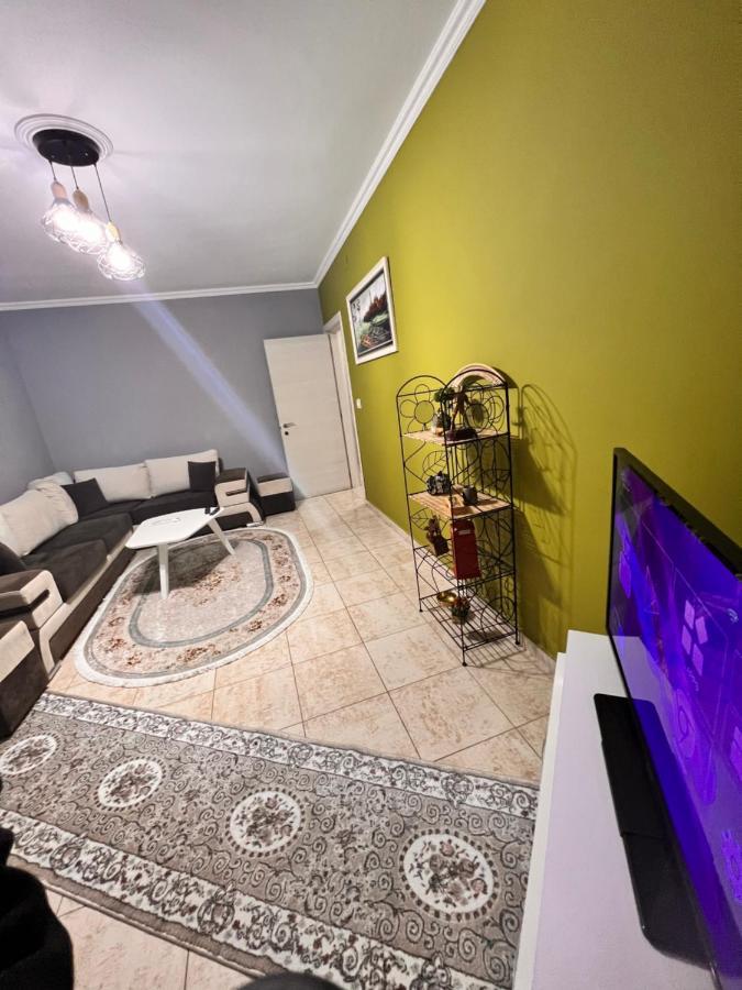 Апартаменты Downtown Retreat "Spiranca" Тирана Экстерьер фото